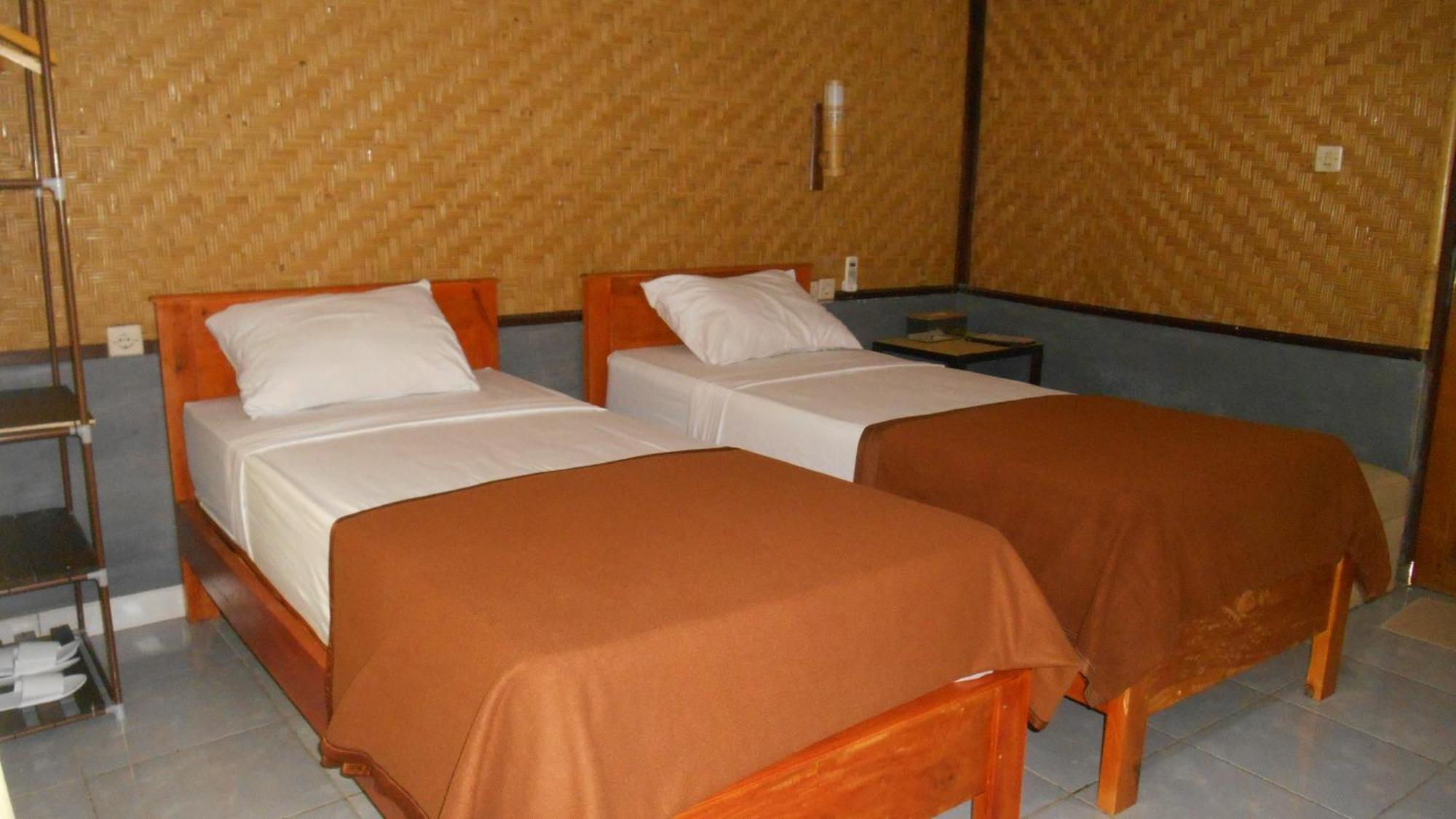 Taman Menjangan Homestay By Snorkelingmenjangan Banyuwedang Екстериор снимка