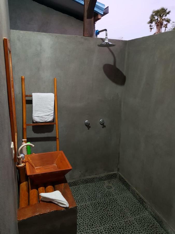 Taman Menjangan Homestay By Snorkelingmenjangan Banyuwedang Екстериор снимка